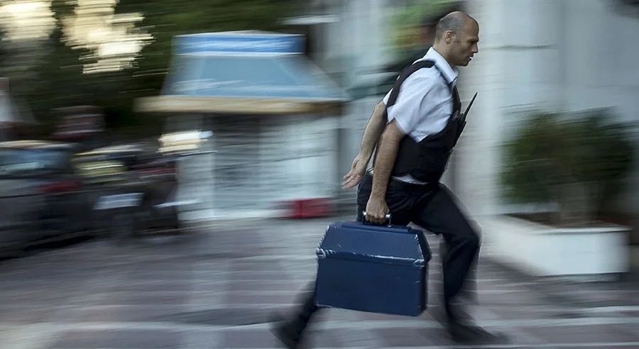 Ποιες είναι οι 14 νέες αλλαγές στα capital controls