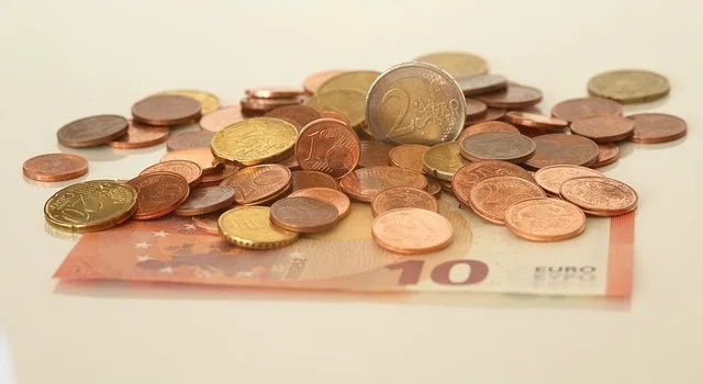 Αφορολόγητα τα επιδόματα του ΟΑΕΔ για εισόδημα ως 10.000 ευρώ