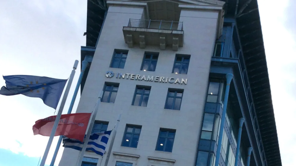 Ομαδικό ασφαλιστήριο Interamerican προσφέρει στο προσωπικό της η Bazaar