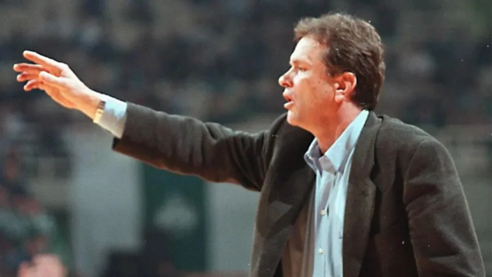 Πέθανε ο Γιάννης Ιωαννίδης