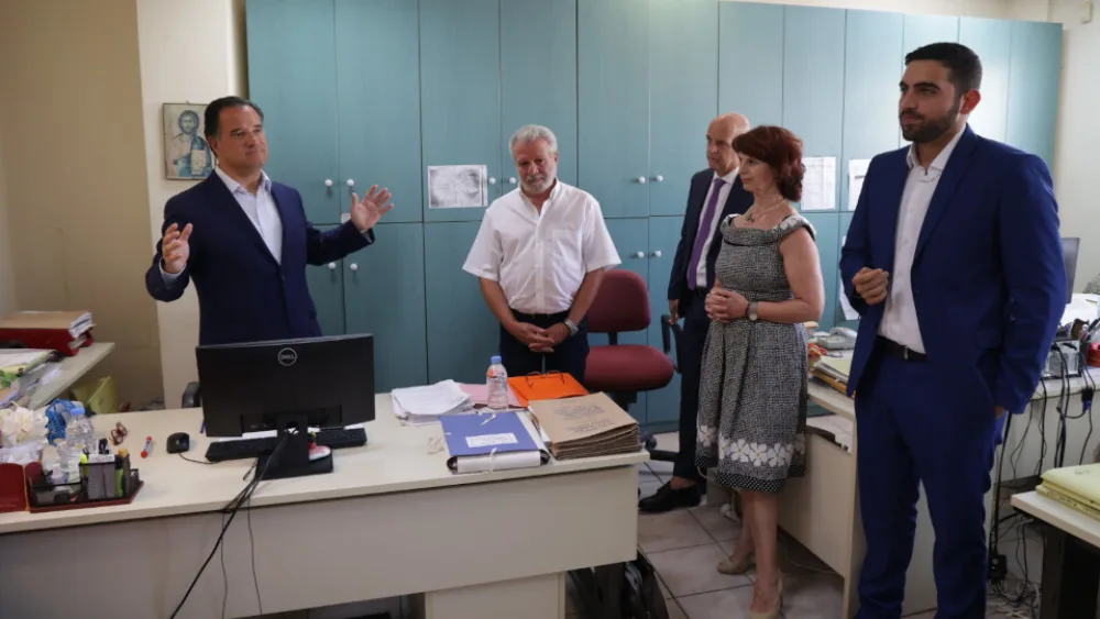 Επίσκεψη Γεωργιάδη στις δομές του e- ΕΦΚΑ, στο Ηράκλειο Κρήτης