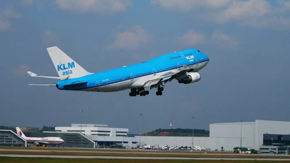 Κομισιόν: «Πράσινο φως» για το πακέτο διάσωσης 3,4 δισ. ευρώ της KLM