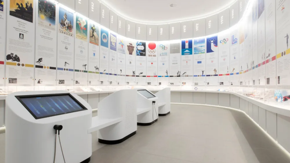 Digital signage λύσεις στο Ολυμπιακό Μουσείο Αθήνας από την LG