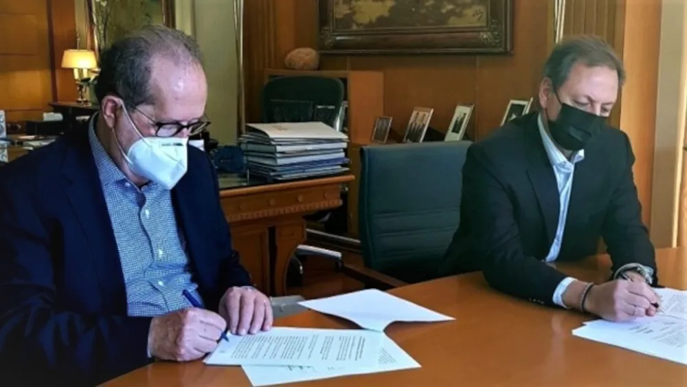 ΥΠΑΑΤ: ​Υπεγράφη το Διαχειριστικό Σχέδιο Βόσκησης της Περ. Πελοποννήσου 3,3 εκατ. ​