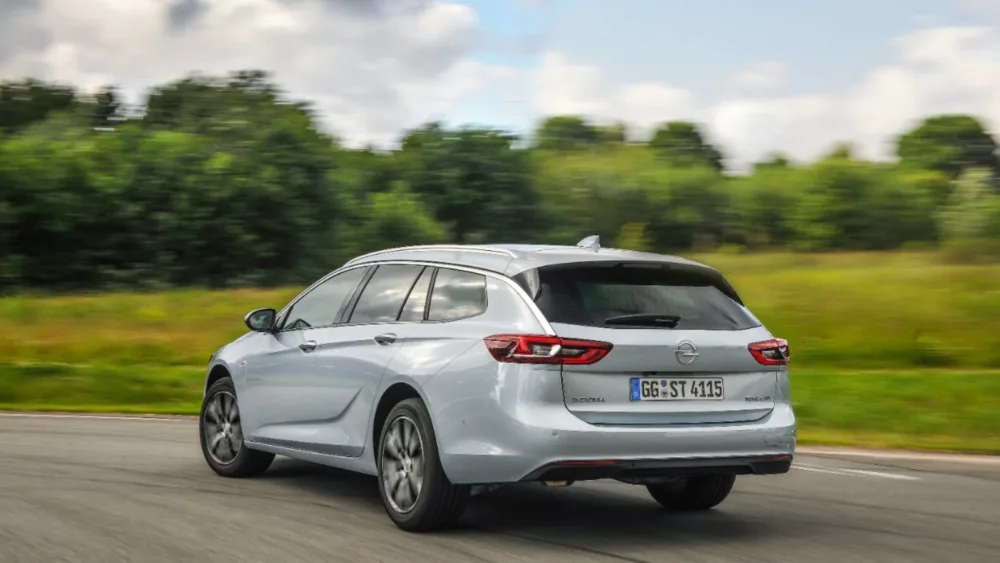 Τις 100.000 έφτασαν οι Παραγγελίες για το Νέο Opel Insignia