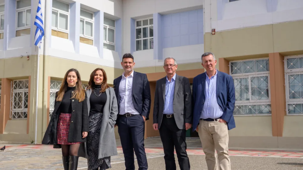 Η Pharmathen εξοπλίζει πλήρως το νέο επιστημονικό εργαστήριο του 3ου Γυμνασίου Γέρακα