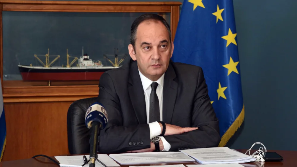 ​Σύσκεψη Πλακιωτάκη - Λιμενικών Αρχών για την εφαρμογή των μέτρων κατά του κορονοϊού