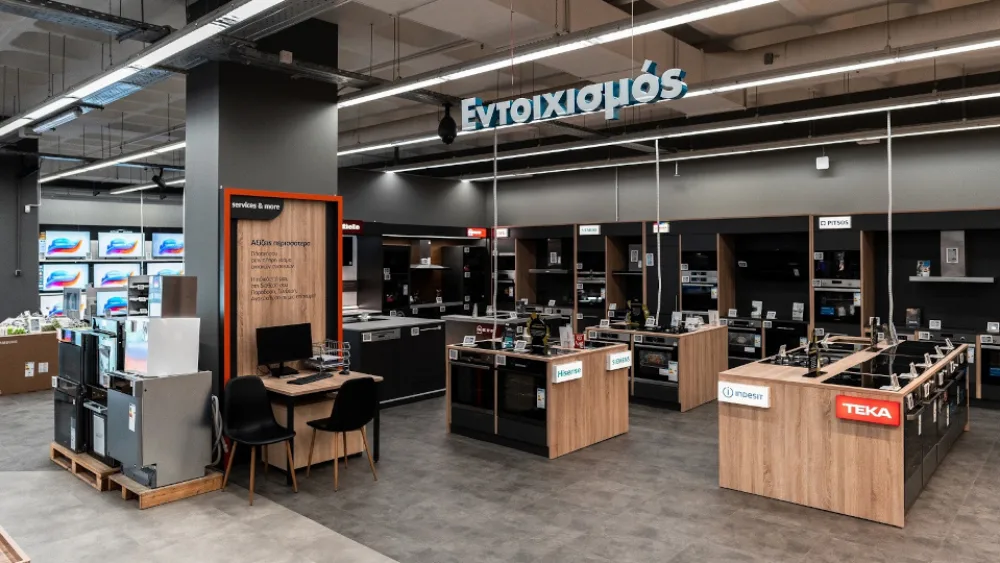 Public & MediaMarkt: Επένδυση 1 εκατ. για δύο αναβαθμισμένα «Νέας Γενιάς» καταστήματα στην Αττική