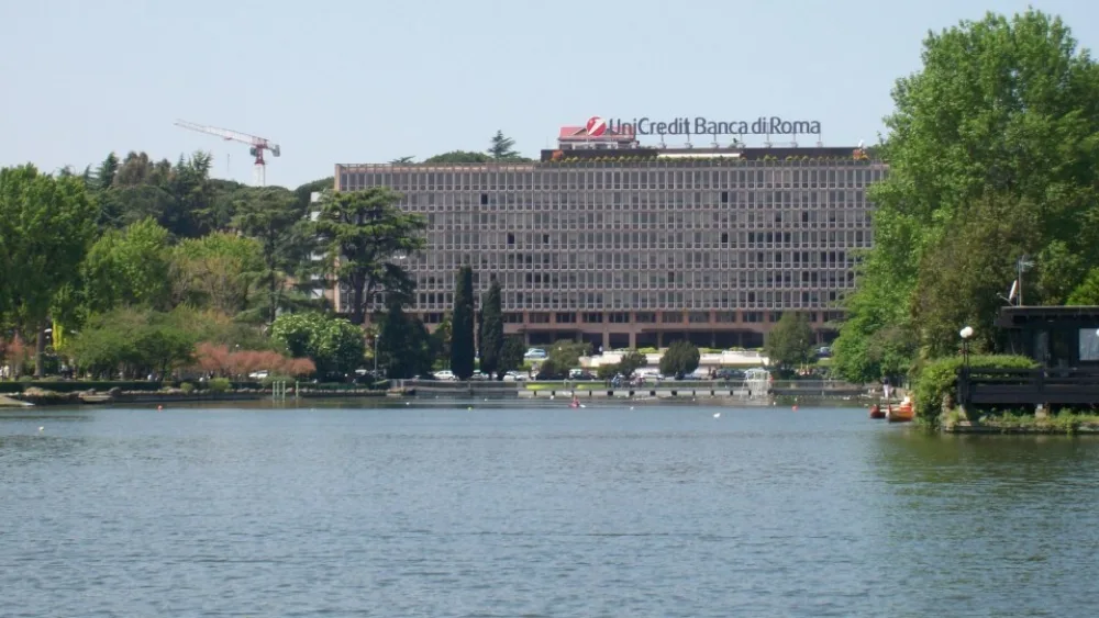 UniCredit: Η ιταλική τράπεζα  που θα προχωρήσει σε 8.000 απολύσεις