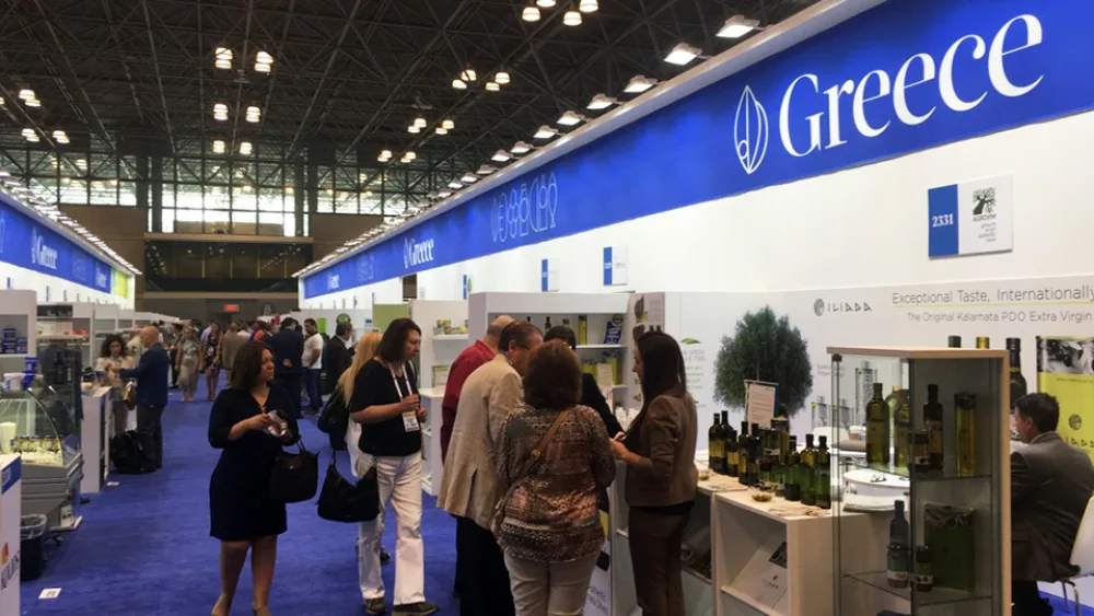 Ξεκινούν οι αιτήσεις για το νέο πρόγραμμα «Επιχειρούμε Έξω»