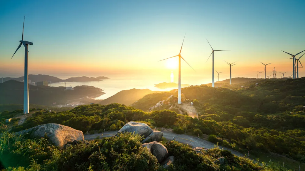 Schneider Electric: Μείωση εκπομπών CO2 και αποδοτικότητα «κλειδιά» για την αντιμετώπιση της ενεργειακής κρίσης