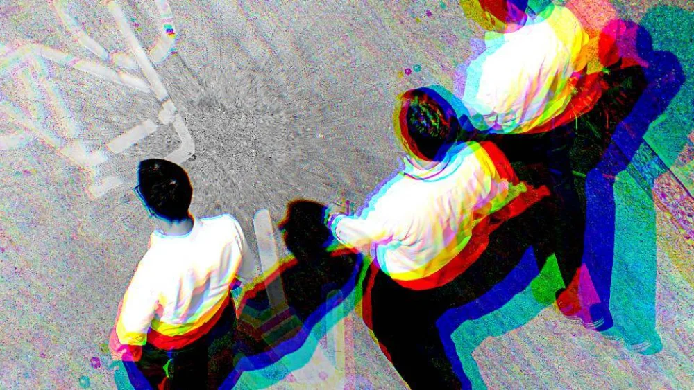 Οι εργαζόμενοι του «λευκού κολάρου» άρχισαν να δουλεύουν και τα βράδια