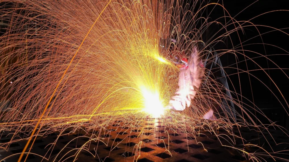 ​ΕΛΣΤΑΤ: Αύξηση 2% των τιμών εισαγωγών στη βιομηχανία τον Απρίλιο