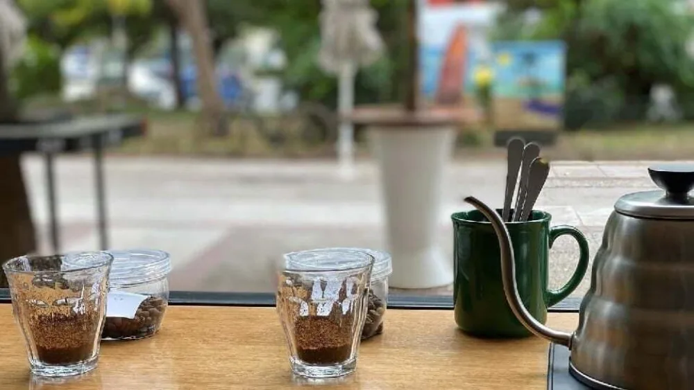 Οι επιχειρήσεις εστίασης μεταμορφώνουν την Πλατεία Βραζιλίας