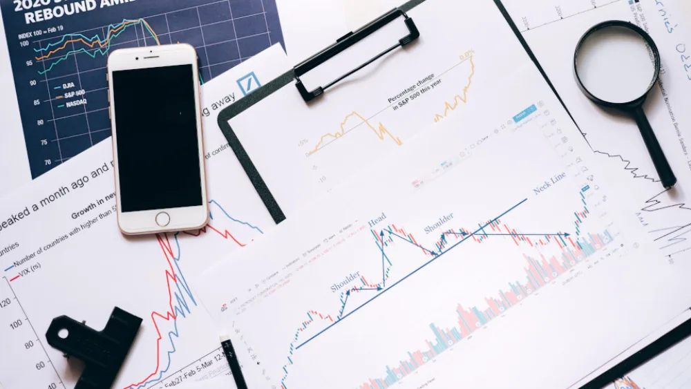 ΙΟΒΕ: Υποχώρηση οικονομικού κλίματος, από επιδείνωση σε όλους τους τομείς, εκτός Κατασκευών