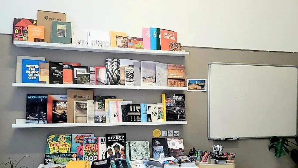 Imaginary Graffiti Bookstore: «Σχεδιάζοντας» μια νέα γενιά βιβλιοπωλείων