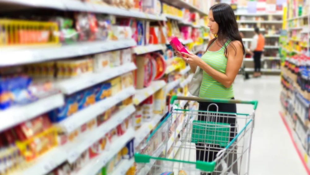 Εκτός super market οι μισές αγορές στο λιανεμπόριο τροφίμων