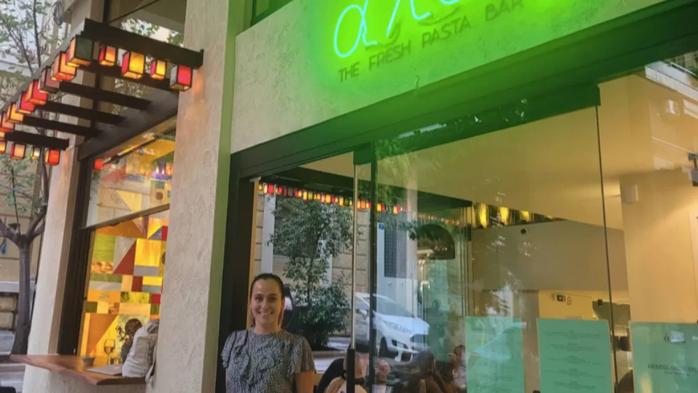 Fresh pasta: H επιστροφή της Αλεξ στο Κολωνάκι