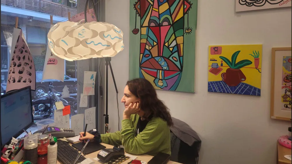 Το Funny Radical Acne Scars και η Κυψέλη ως αστικός μαγνήτης