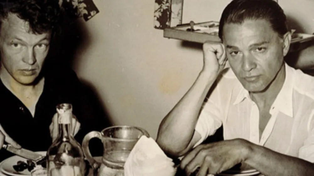 Επισκεπτόμαστε τo νέo website για τον Αλέξανδρο Ιόλα