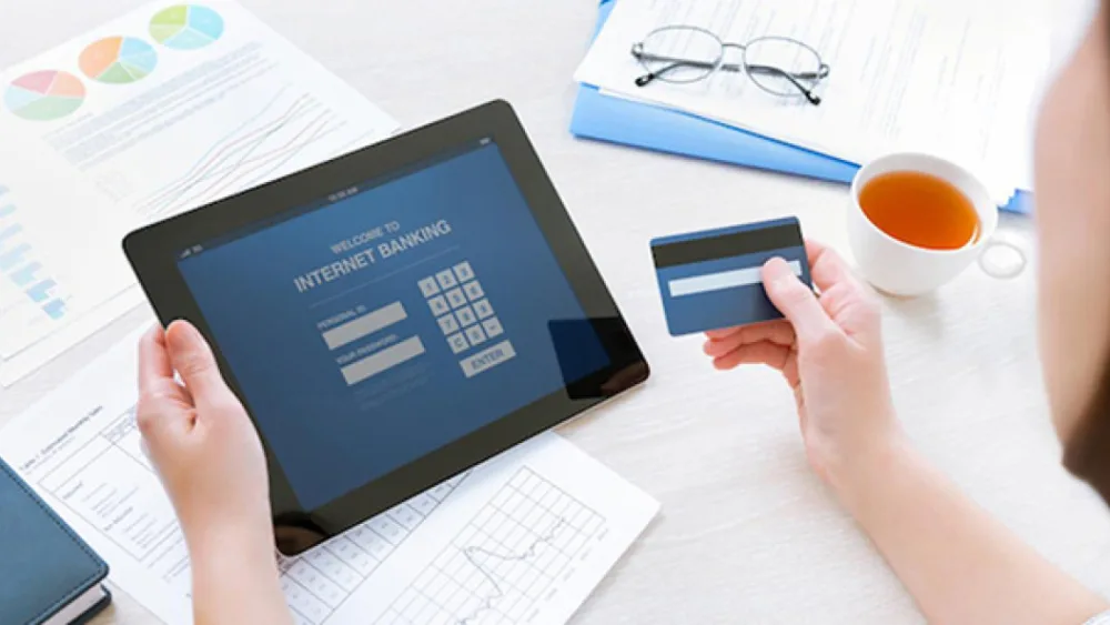 Όλοι οι Έλληνες είναι online: Τα trends και οι προτιμήσεις