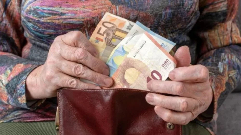 Κίνδυνος φτώχειας ή κοινωνικού αποκλεισμού για το 26% του πληθυσμού στην Ελλάδα