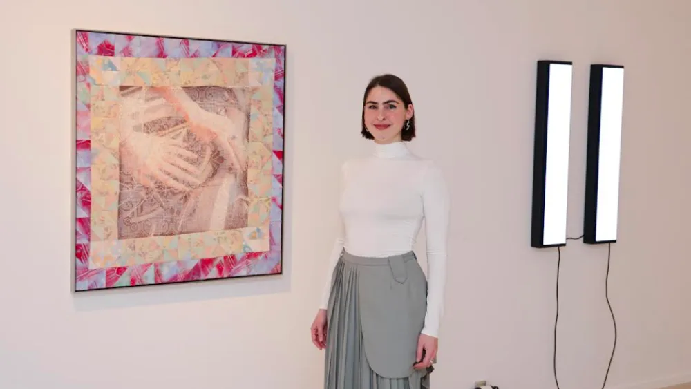 Κάνουμε “Check in” στη νέα έκθεση της SG Gallery στο St. George Lycabettus