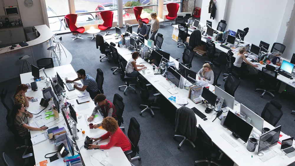 Τάσεις: Τι θέλουν οι εργαζόμενοι, ο ρόλος της τηλεργασίας και τα «κέρδη» των εταιρειών