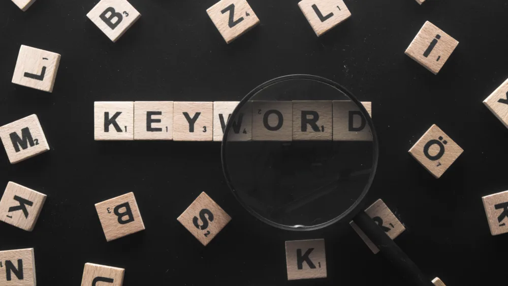 Τι είναι Brand Keyword και πώς διαμορφώνει την επιρροή της επιχείρησής σου;