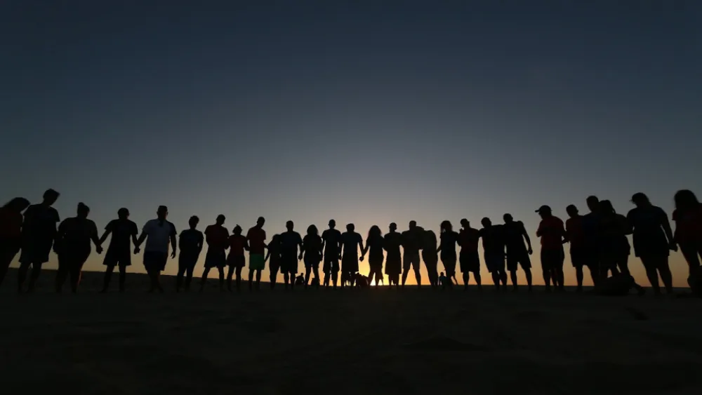 ​Οι Πολεμιστές του Φωτός Σήμερα: Αξίες και Νίκες σε Έναν Σκοτεινό Κόσμο