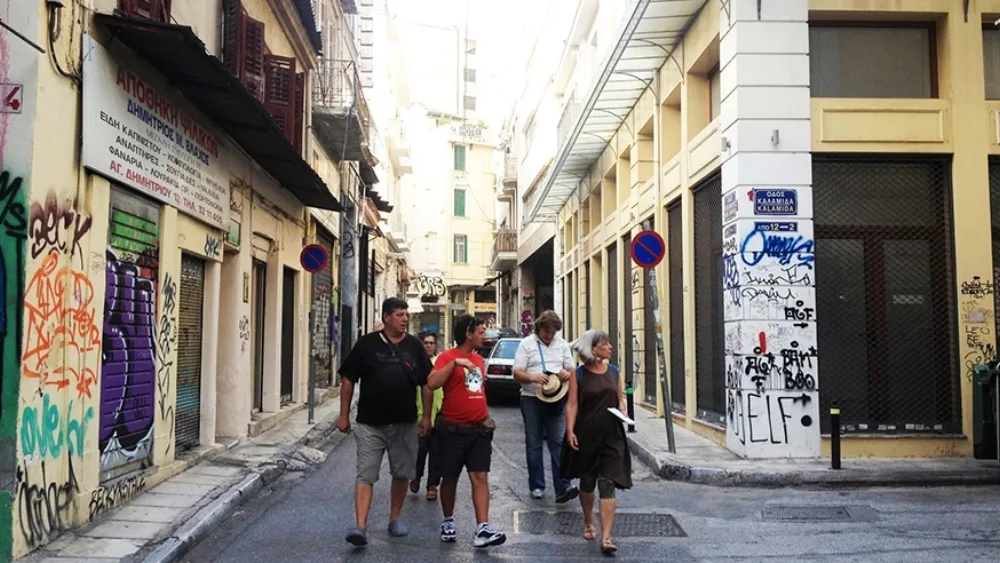 Ιχνηλατώντας αόρατες διαδρομές με το Περιοδικό "Σχεδία"