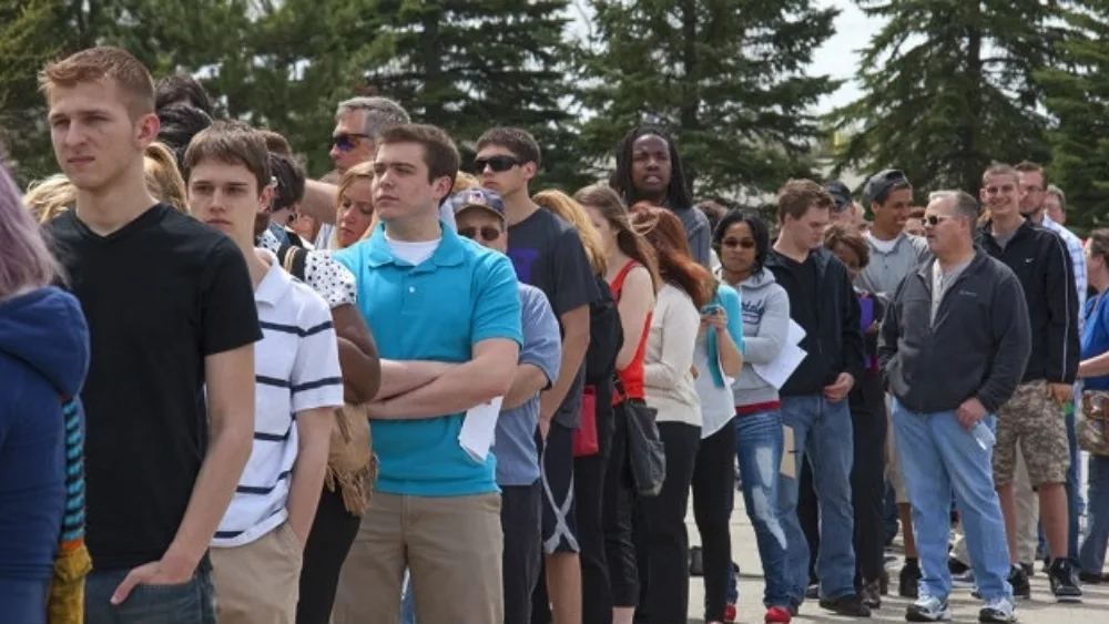 Αντιμετωπίζοντας την ανεργία των νέων στην ΕΕ