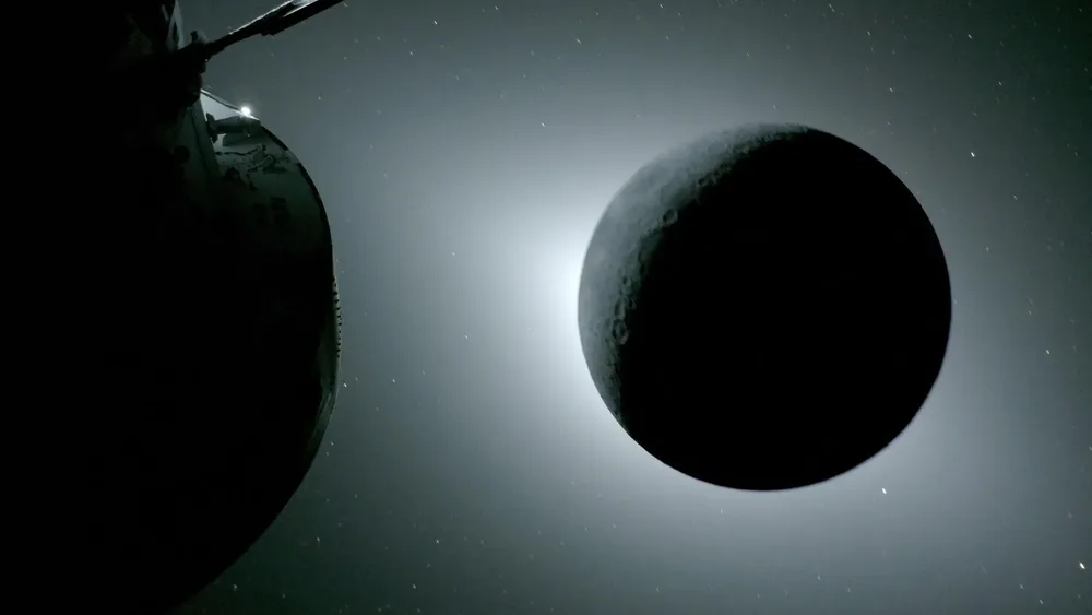 NASA: Εντυπωσιακές εικόνες από τη σκοτεινή πλευρά της Σελήνης καθηλώνουν τον πλανήτη