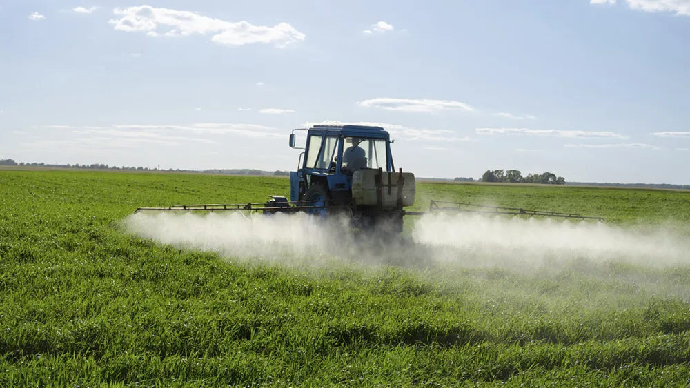 Η χαμηλή ρευστότητα στο γεωργικό τομέα περιορίζει τις προοπτικές της αγοράς φυτοπροστασίας