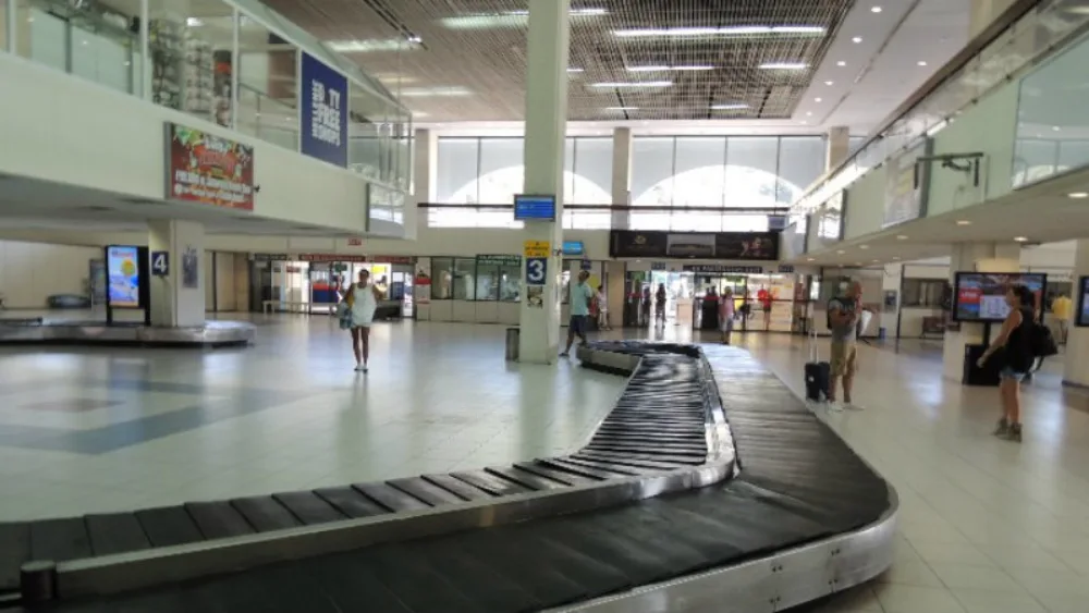 700 θέσεις εργασίας σε επτά αεροδρόμια