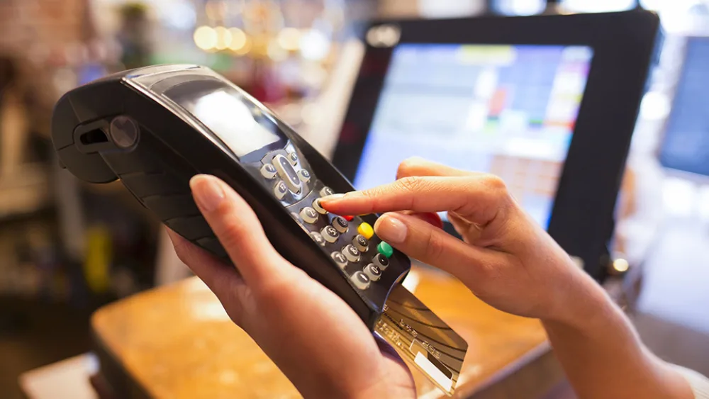 Αύξηση 1.345% στις ανέπαφες συναλλαγές το 2016 στην Ελλάδα
