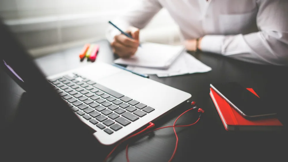 ​Συνεργασία ReGeneration - Coursera​ για δωρεάν online μαθήματα από διεθνή πανεπιστήμια