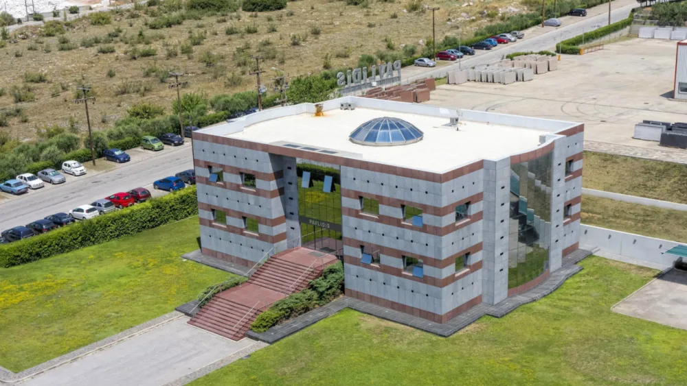 Η εξαγορά που άλλαξε τον χάρτη του λευκού μαρμάρου