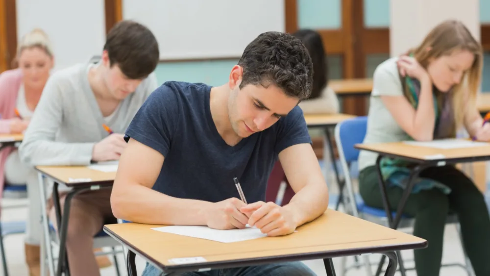 Career Path Youth στο Μαντούδι Ευβοίας: Επαγγελματικός προσανατολισμός για μαθητές ΓΕΛ & ΕΠΑΛ