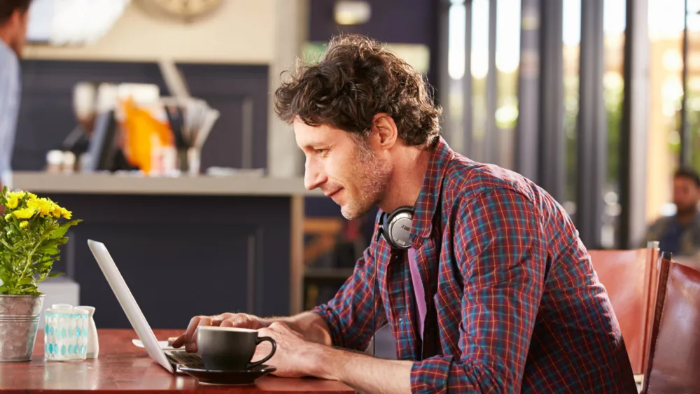 Πώς θα βγάλεις χρήματα μέσω ίντερνετ!