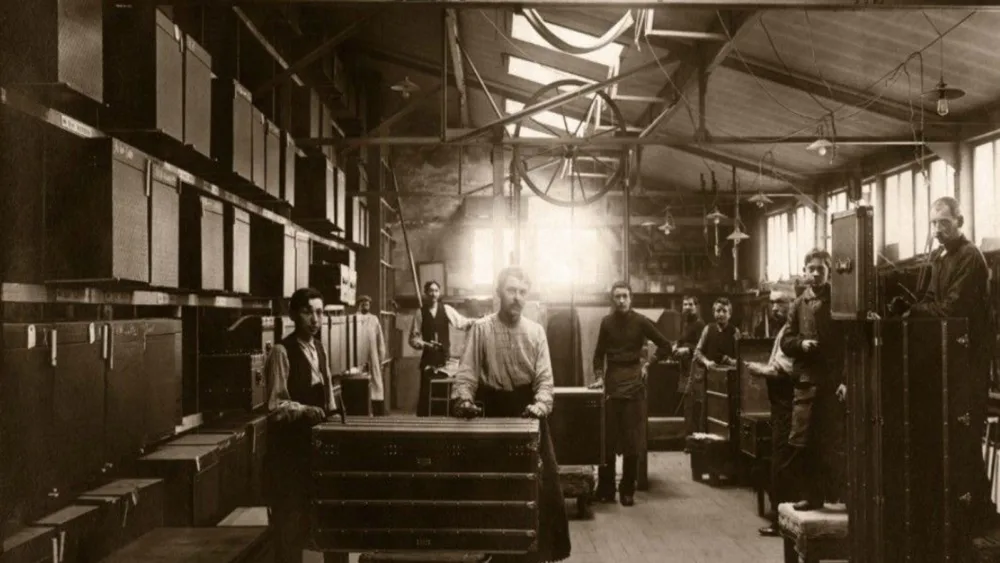 Louis Vuitton: Ο οραματιστής που έχτισε μία αυτοκρατορία επειδή κατάλαβε ότι το παν είναι το ταξίδι