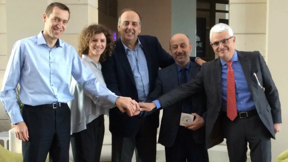 H INTERAMERICAN χορηγός του Διεθνούς Μαθητικού Συνεδρίου  για τον Γ. Θεοτοκά, στο Ζωγράφειο Λύκειο Κωνσταντινούπολης