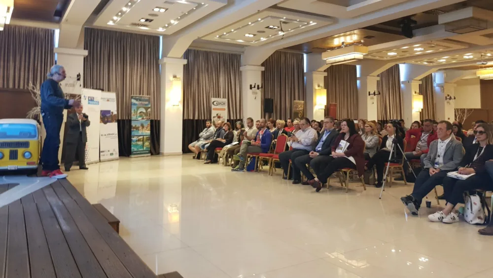 Επόμενοι Σταθμοί του Σχολείου Τουρισμού OnTour στη Σκιάθο και στη Χίο