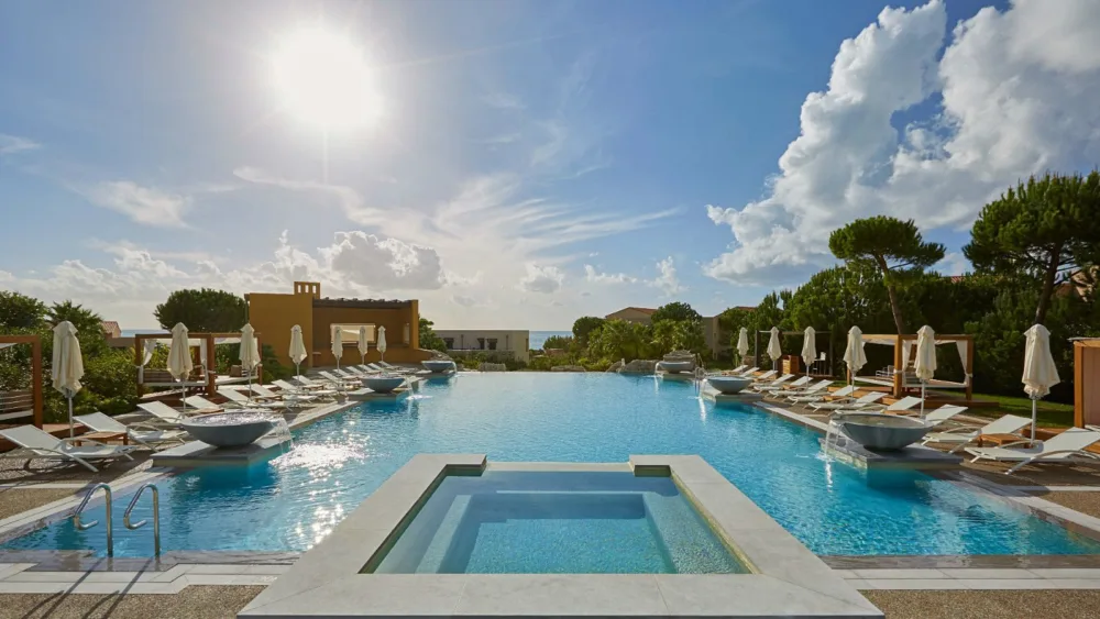 Η EUROCERT πάει…COSTA NAVARINO