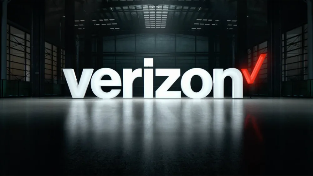Ο τηλεπικοινωνιακός κολοσσός Verizon αποσύρει τις διαφημίσεις από το Facebook