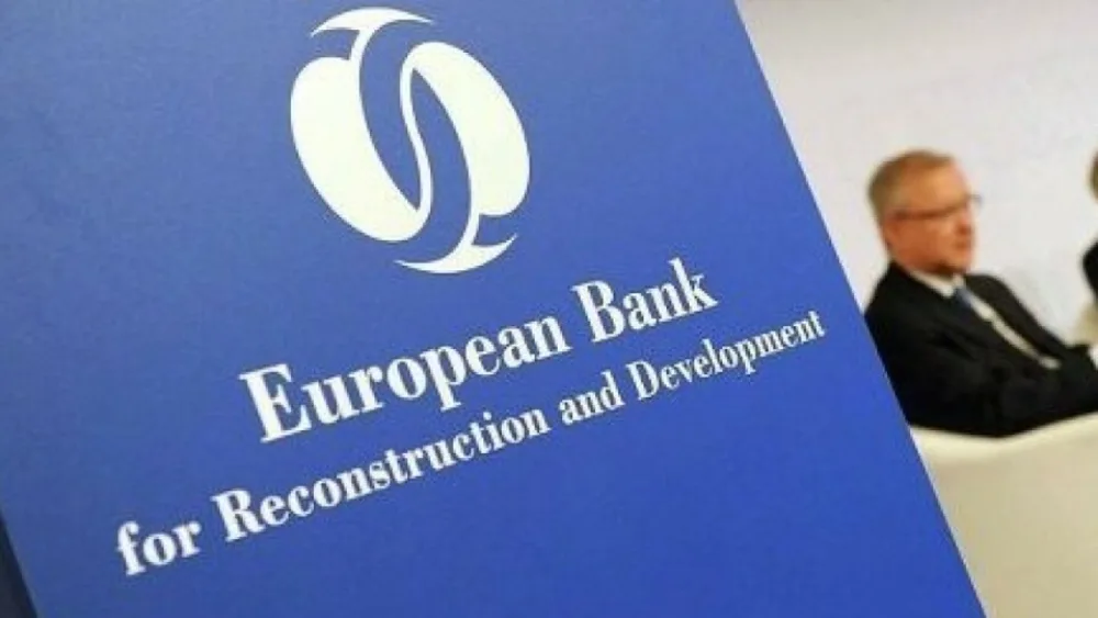 EBRD: Η ελληνική οικονομία θα συρρικνωθεί κατά 6% το 2020