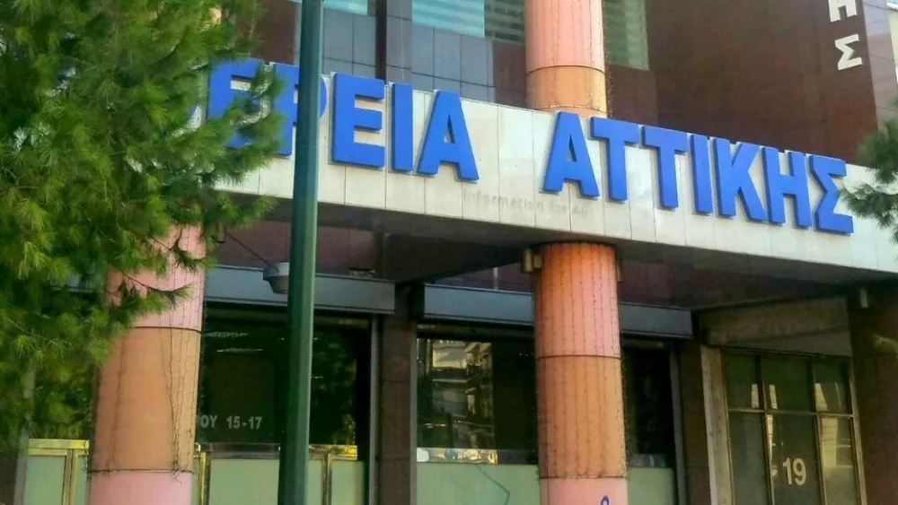 ​Περ. Αττικής: Διαγωνισμός για προμήθεια και φύτευση φοινίκων επί της Λ. Συγγρού