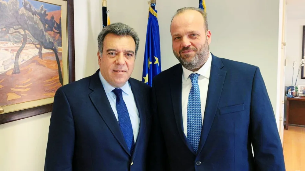 Κόνσολας: «Εκπαίδευση ανέργων στον τομέα του τουρισμού»