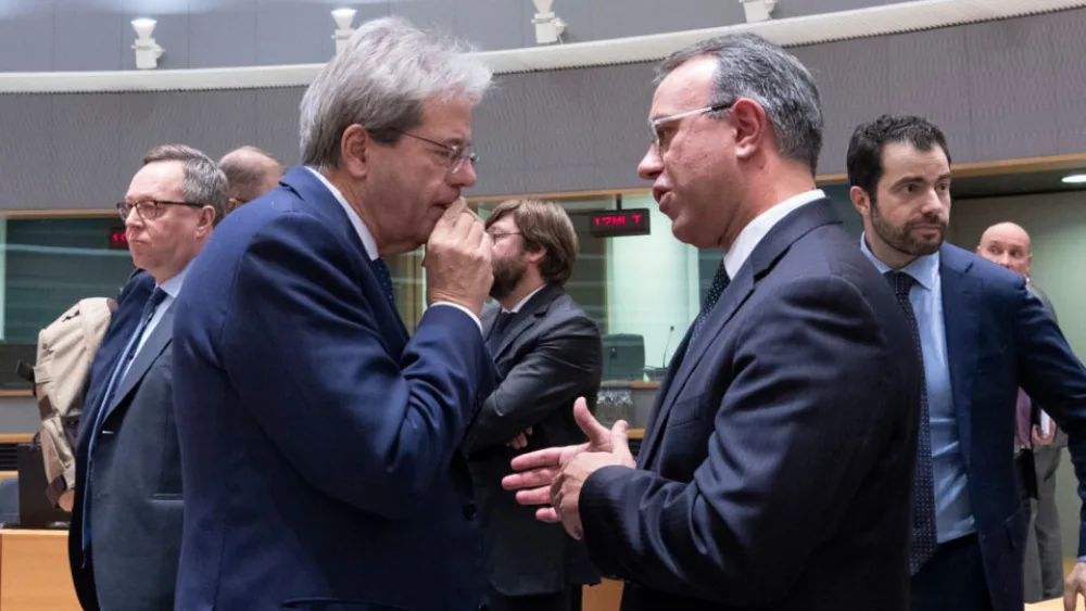 Σταϊκούρας: «Προς την κανονικότητα προχωρά η ελληνική οικονομία»