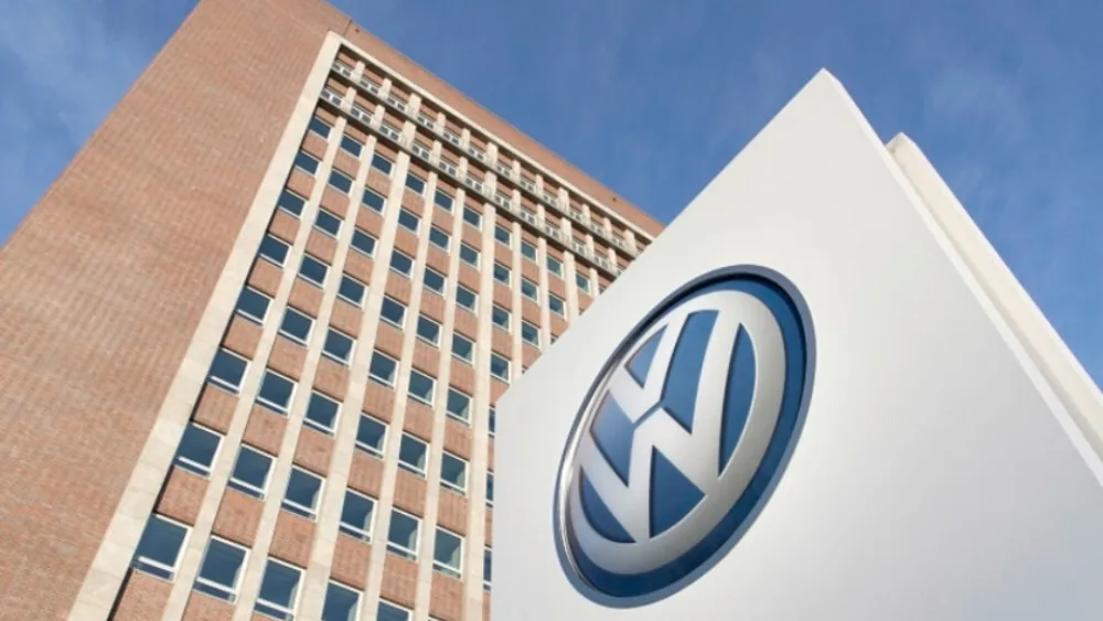 Volkswagen: Αιφνιδιαστική αποχώρηση του Herbert Diess από το τιμόνι της